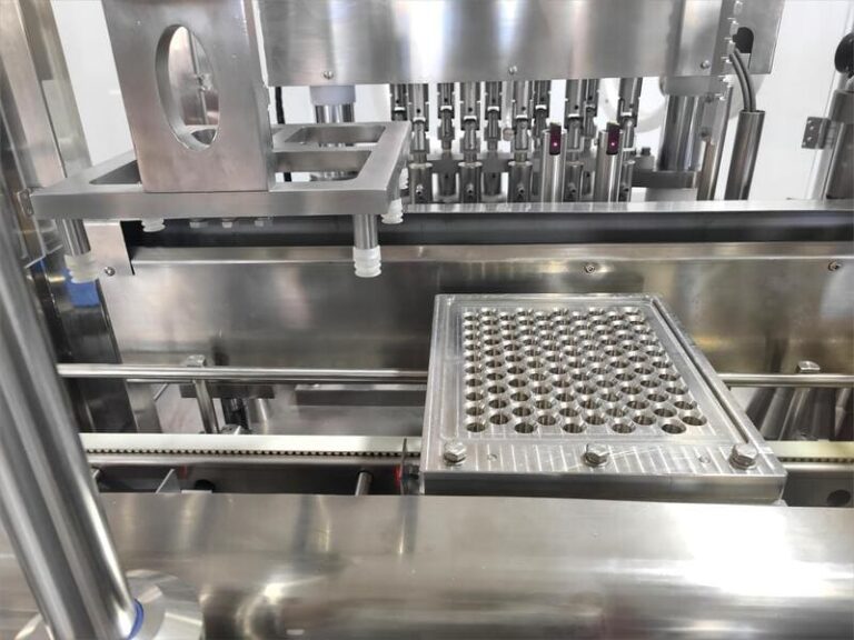 fully automatic nested pre filled syringe filling machine3