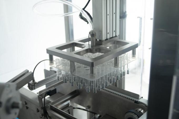 semi automatic nested pre filled syringe filling machine5